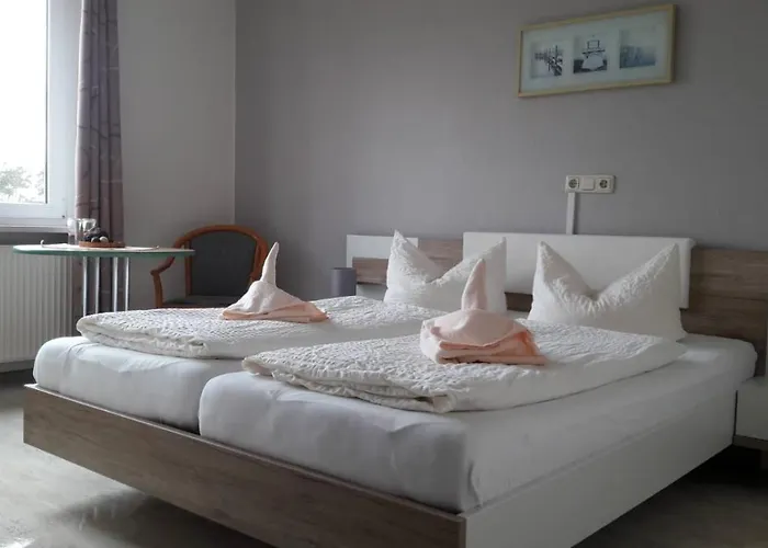 Отель Ratscafe 2*